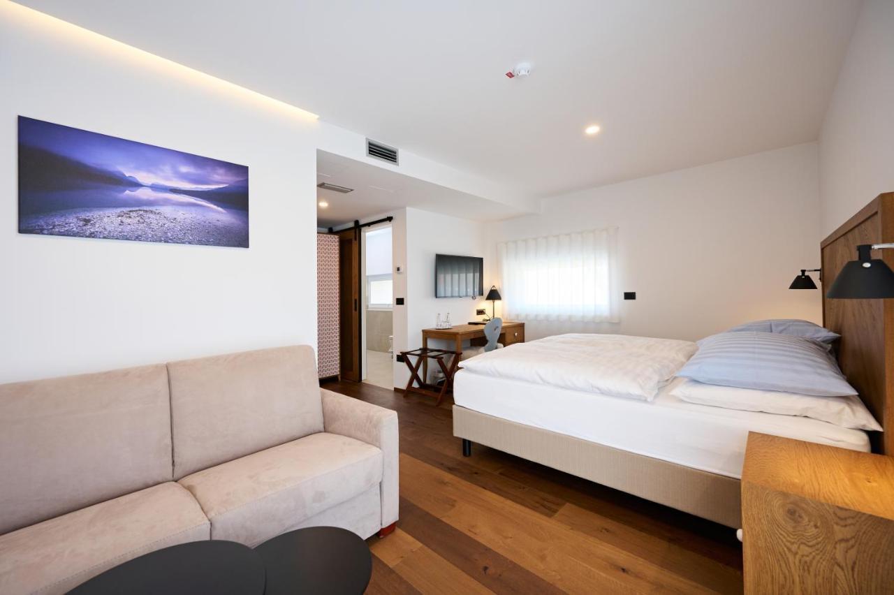 Hisa Ancka, Sencur - 3 Min To The Airport Exterior foto